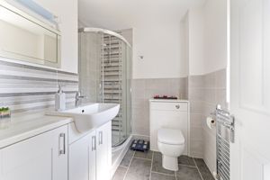 En-Suite- click for photo gallery